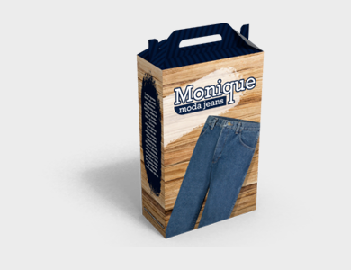 Caixa de Presente Grande com Alça Couchê 300g Sem Verniz 18,9x9x27 cm - 4x0 - 250 unid